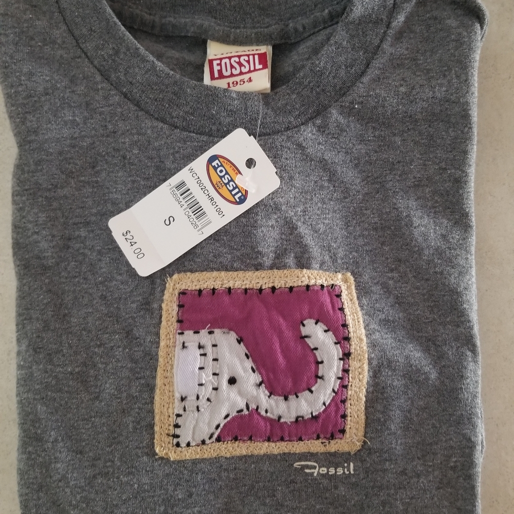 Fossil tshirt